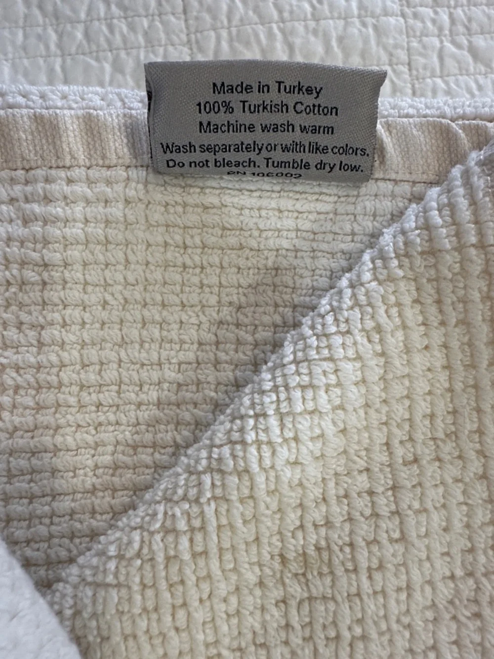 Baveno Home Turkish Cotton Towels Set of 2 Cream Luxury Spa Bath EUC